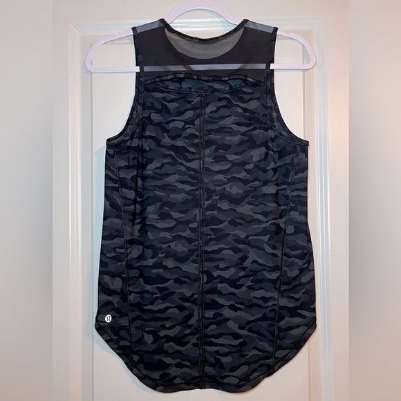 Lululemon Sculpt Tank in Sequoia Camo Print Deep Coal Black Size 4 - Picture 7 of 7